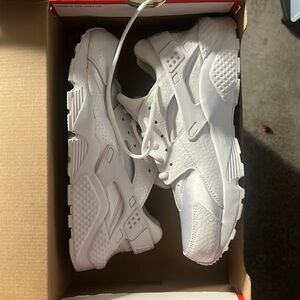 Nike Huarache - White